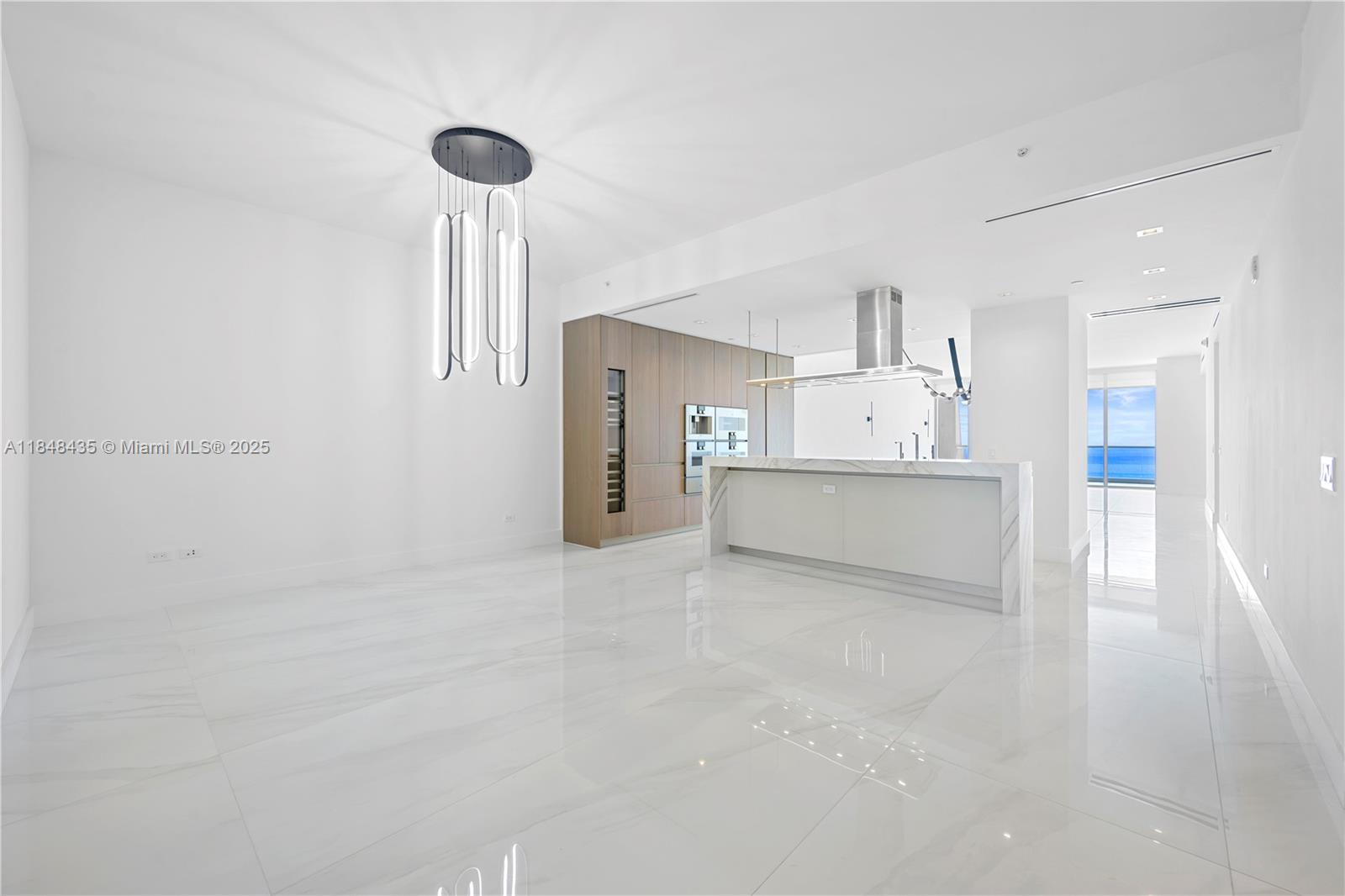 NORTH BISCAYNE BEACH AMEN - Residential