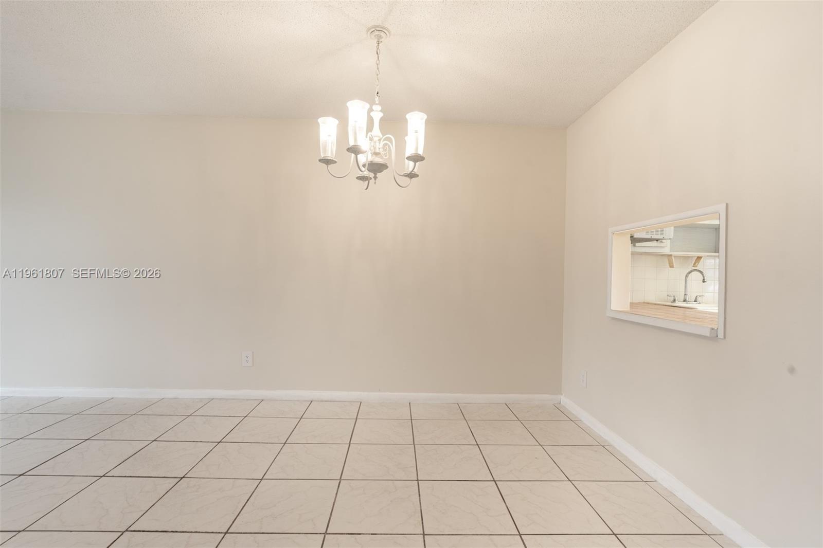 ORIOLE GOLF & TENNIS CLUB - Residential