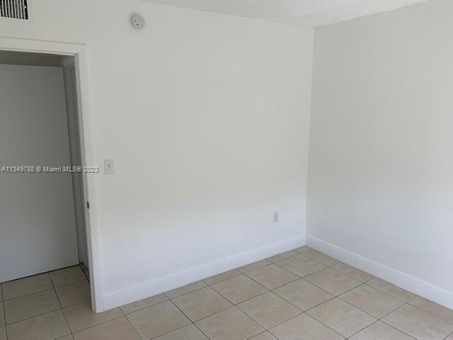 LITTLE SUNSHINE ACRES - Residential Lease
