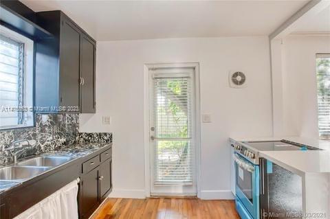OCEAN BEACH ADDN NO 3 - Residential Lease