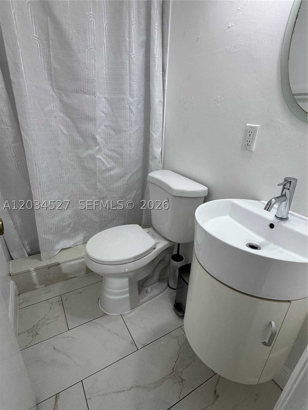 BEACON MANOR - Residential Lease