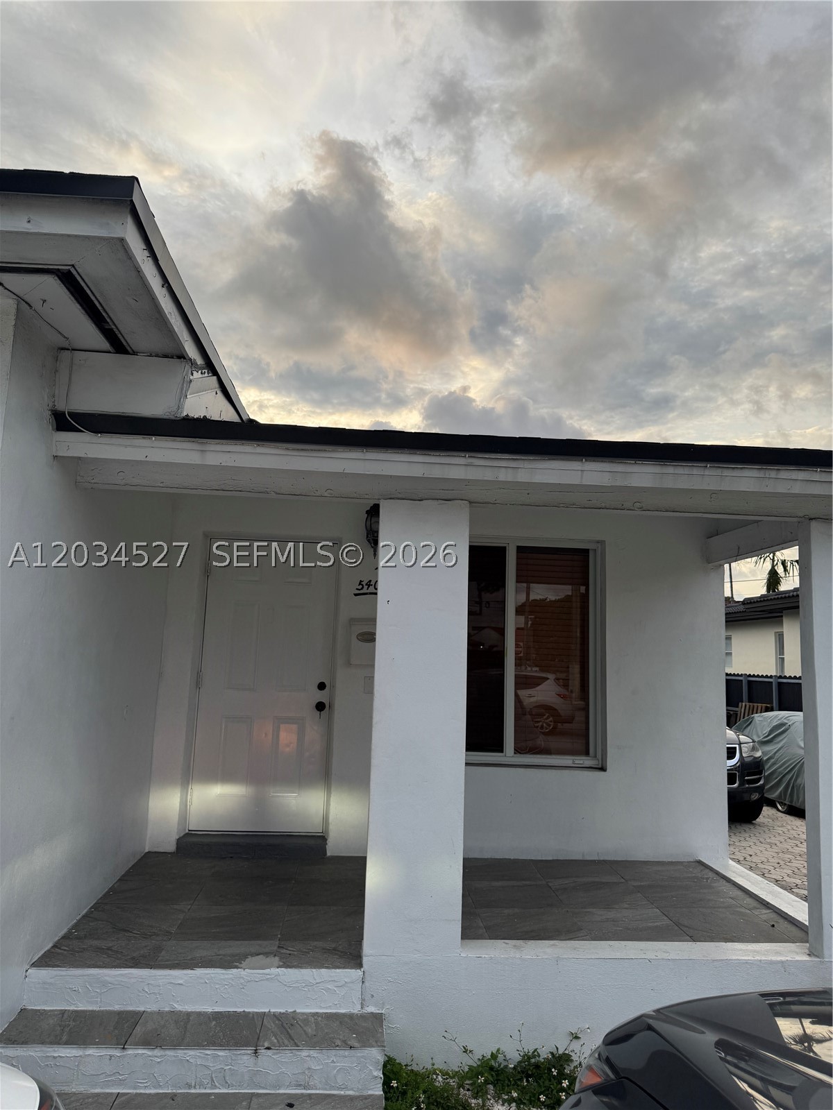 BEACON MANOR - Residential Lease