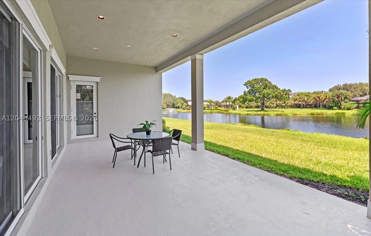 RIVERWIND PHASE ONE SUB - Residential