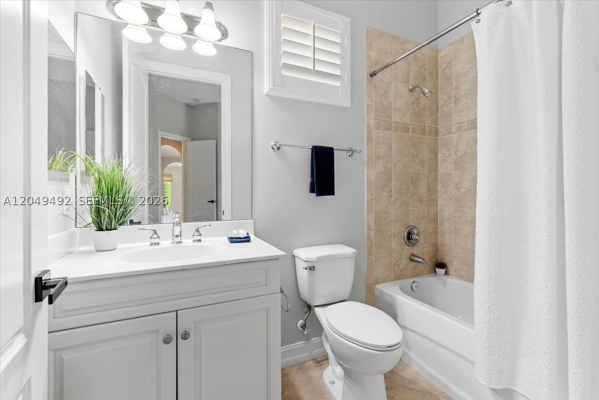 RIVERWIND PHASE ONE SUB - Residential