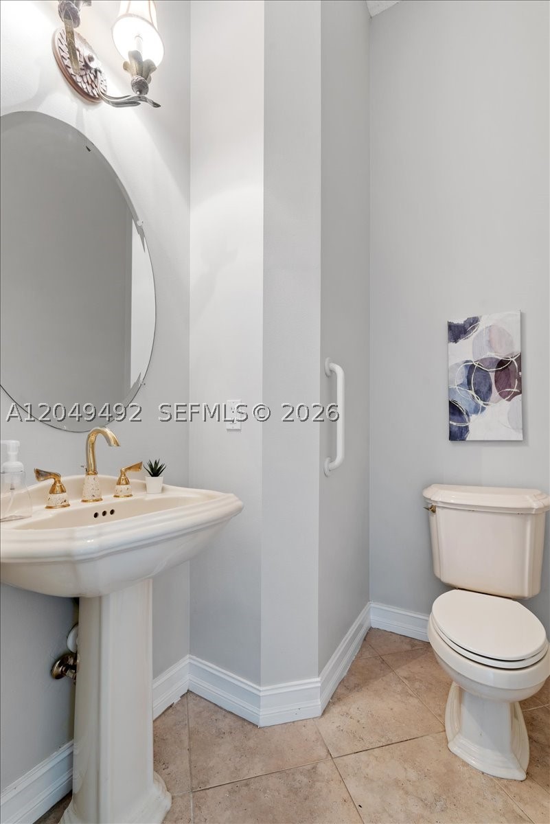 RIVERWIND PHASE ONE SUB - Residential