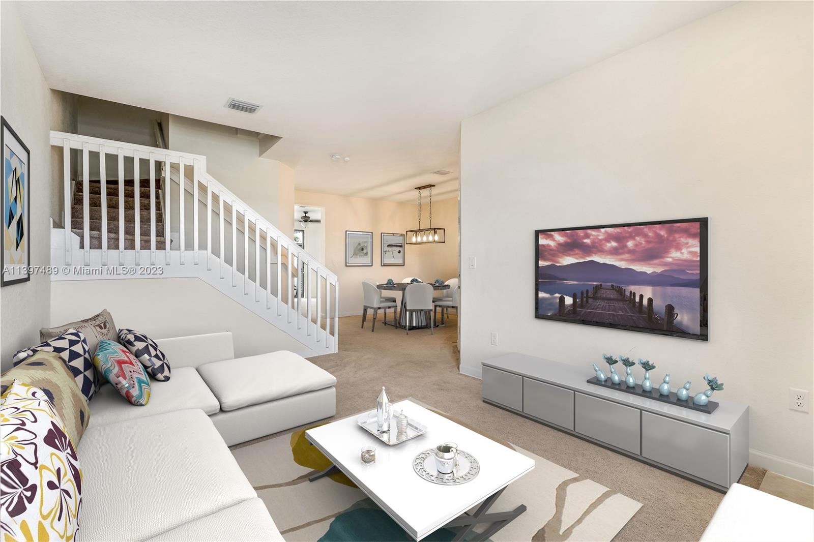 AQUABELLA NORTH REPLAT - Residential Lease