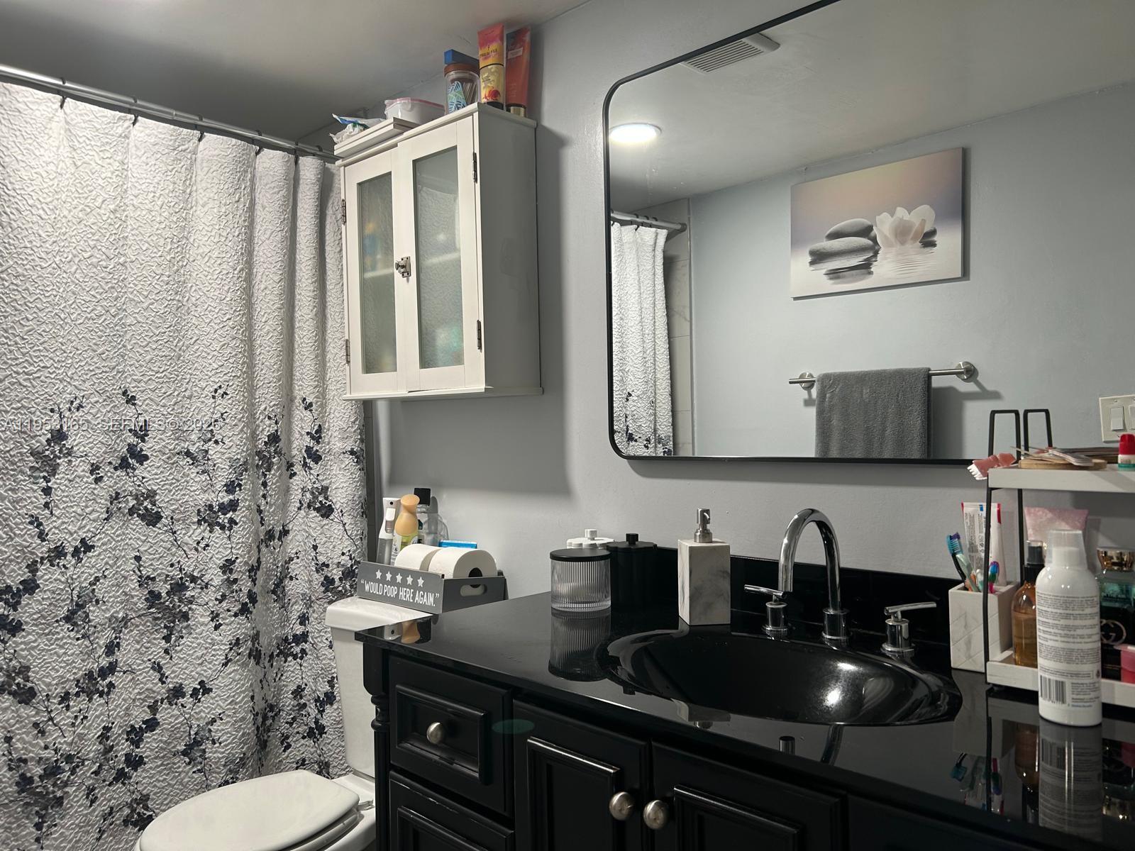 SANDS POINT CONDOMINIUM I - Residential