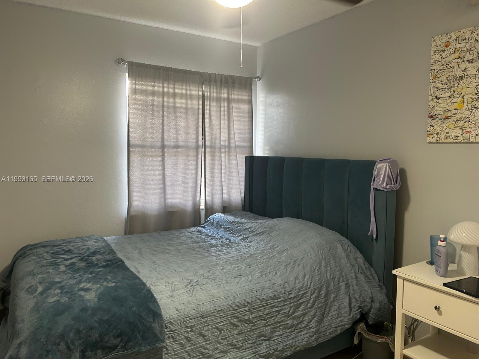 SANDS POINT CONDOMINIUM I - Residential