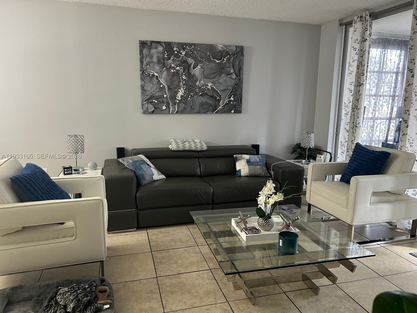 SANDS POINT CONDOMINIUM I - Residential