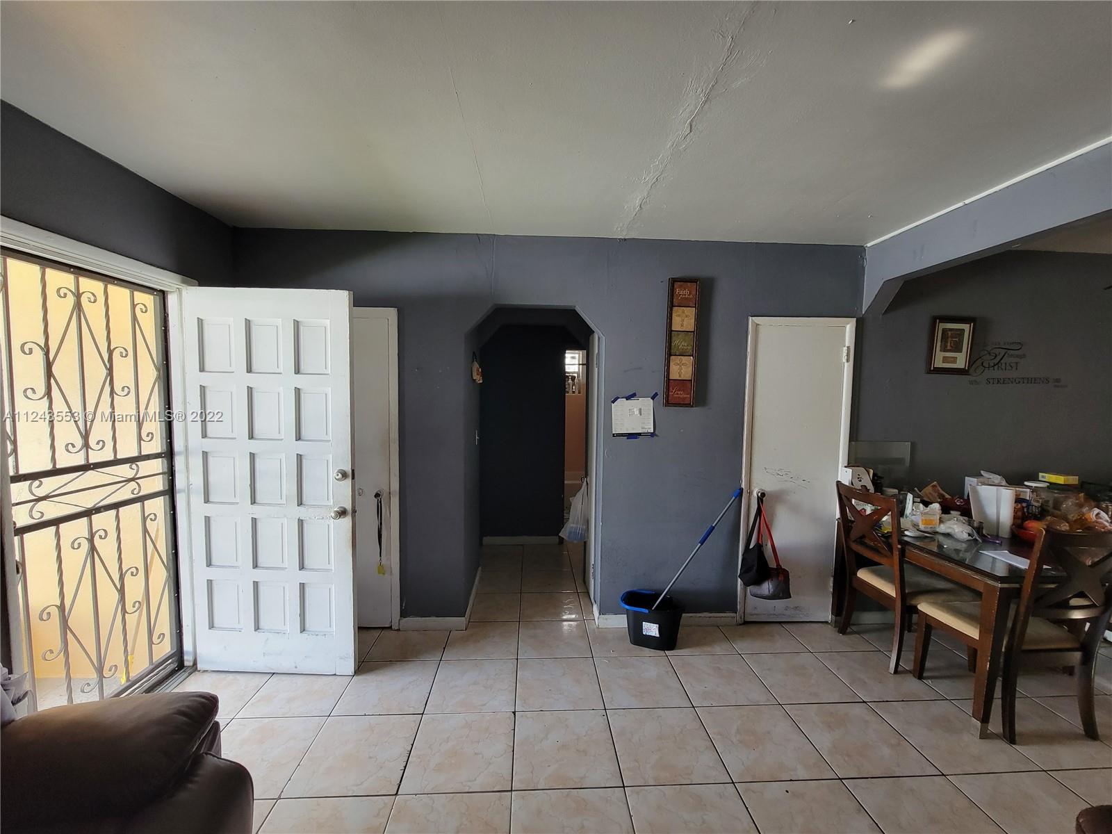 FLORAL PK 1ST AMD - Residential Income
