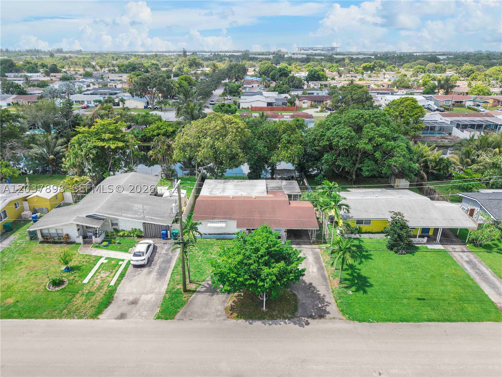 MIRAMAR SEC 10 - Residential