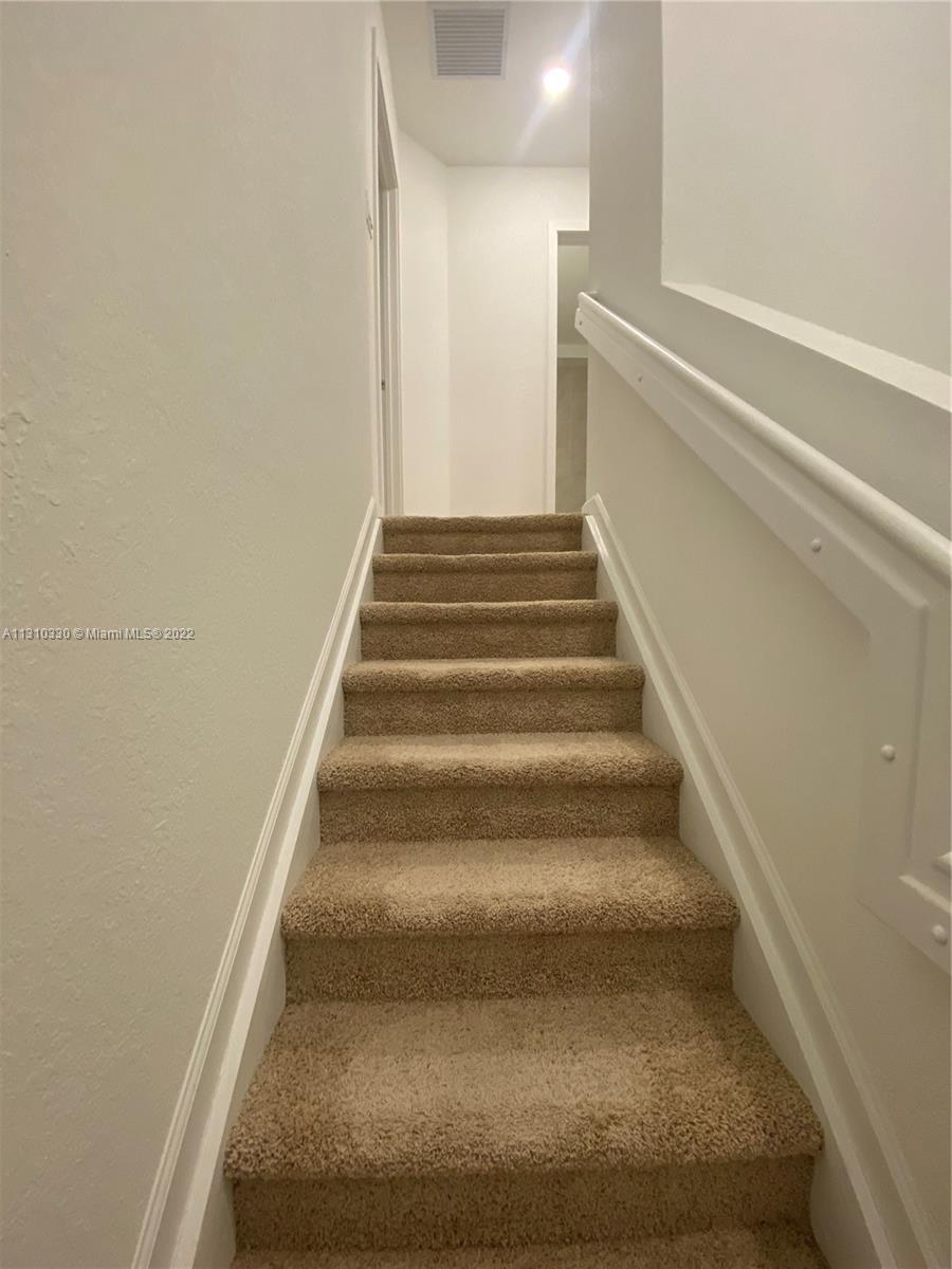 TOWNS AT SEASCAPE - Residential Lease
