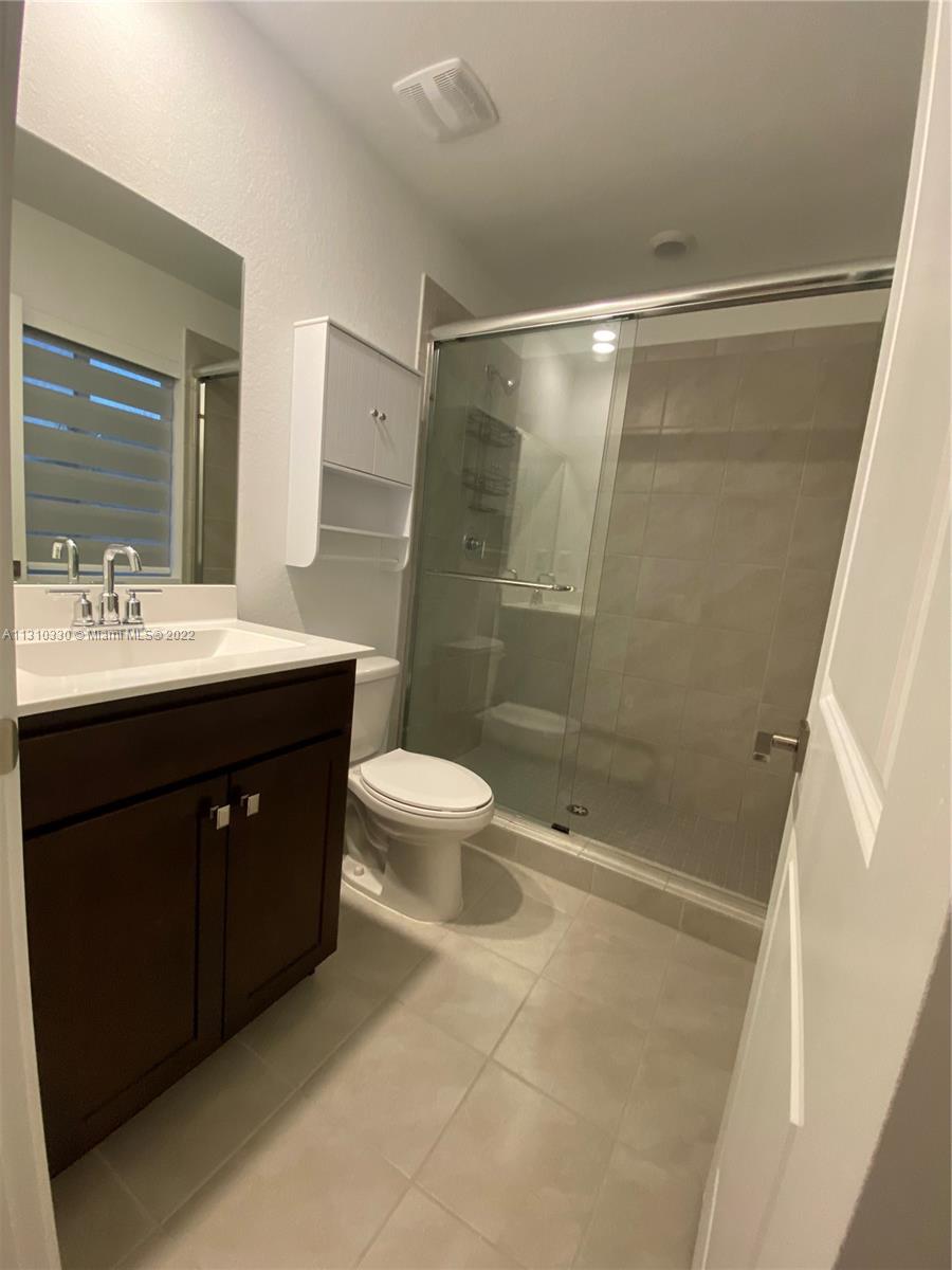 TOWNS AT SEASCAPE - Residential Lease