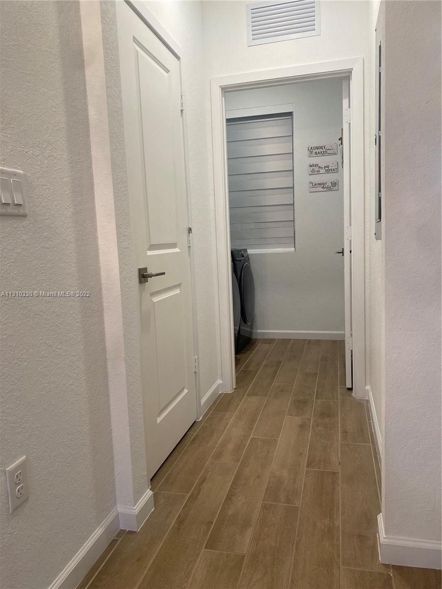 TOWNS AT SEASCAPE - Residential Lease