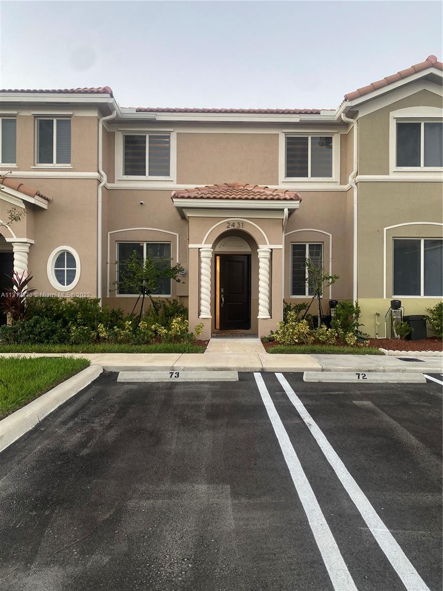 TOWNS AT SEASCAPE - Residential Lease