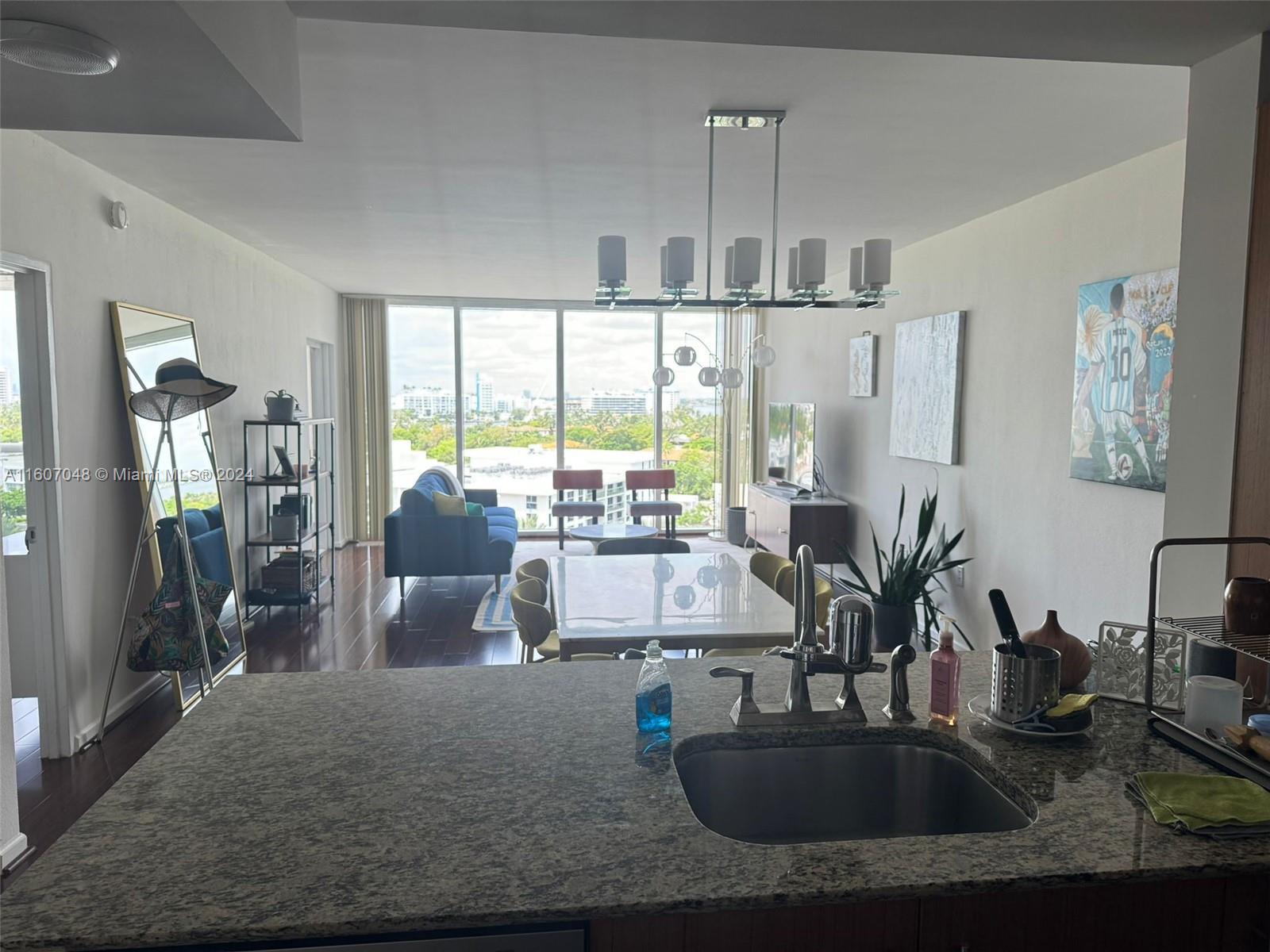 HARBOUR HOUSE - Residential