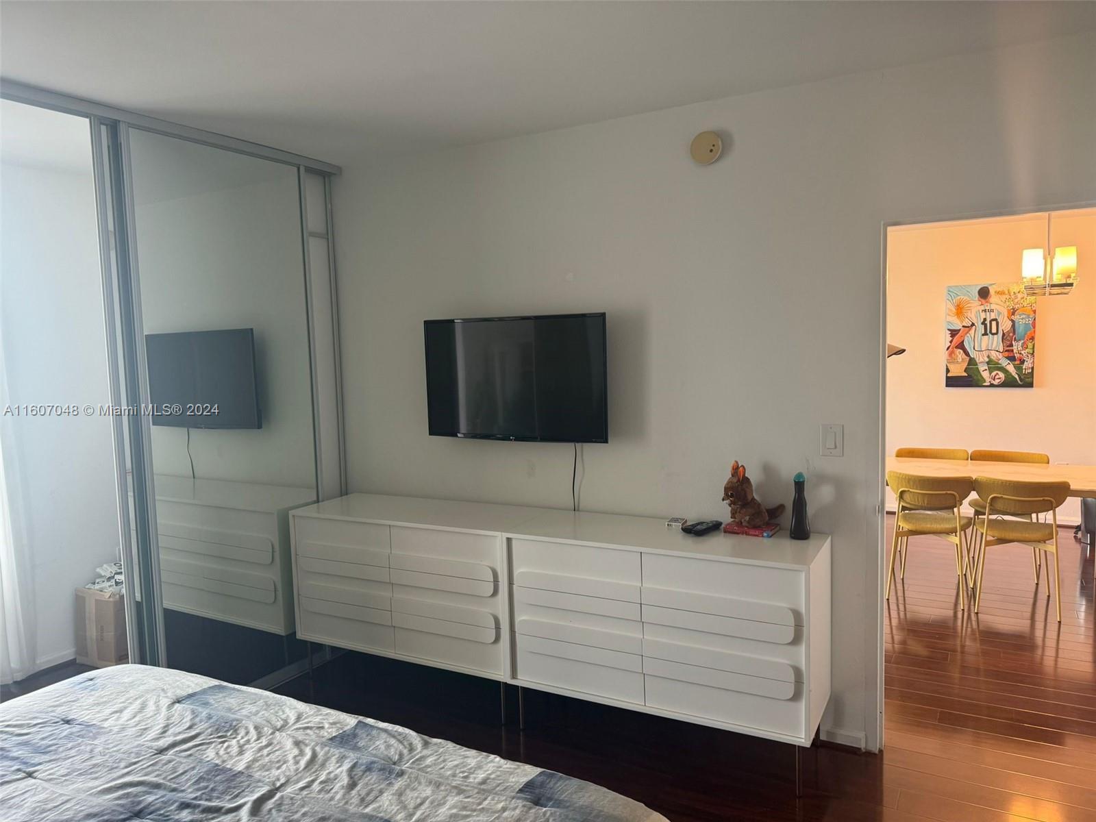 HARBOUR HOUSE - Residential