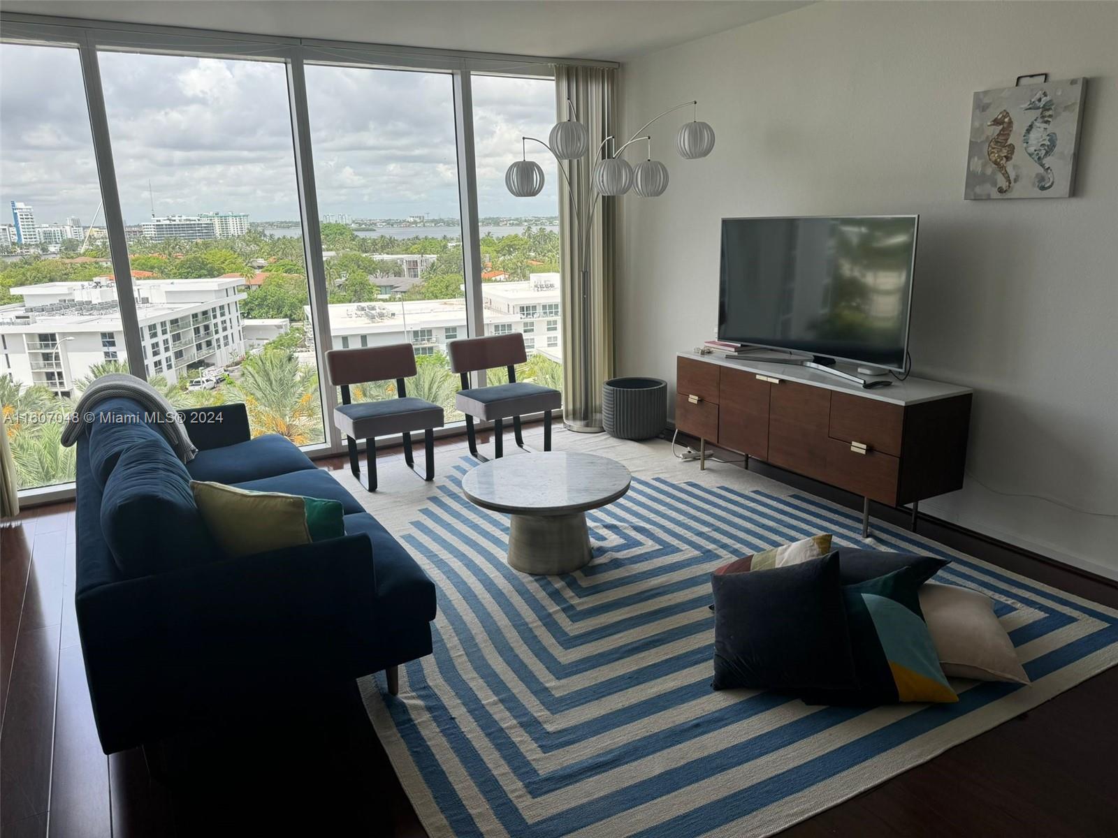 HARBOUR HOUSE - Residential