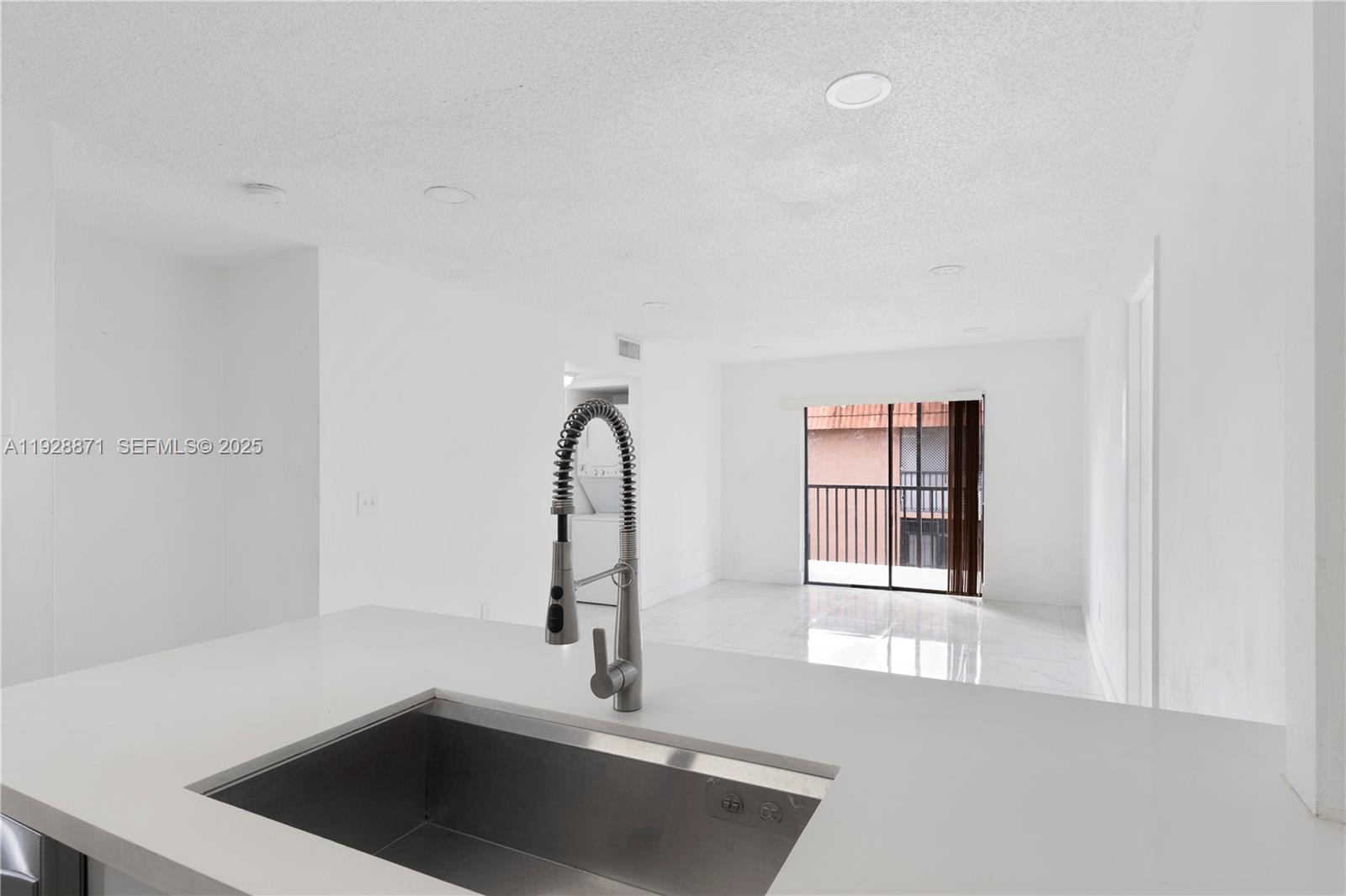 LAGO GRANDE CONDO THREE B - Residential