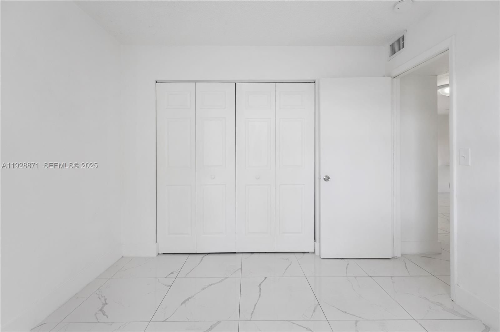 LAGO GRANDE CONDO THREE B - Residential