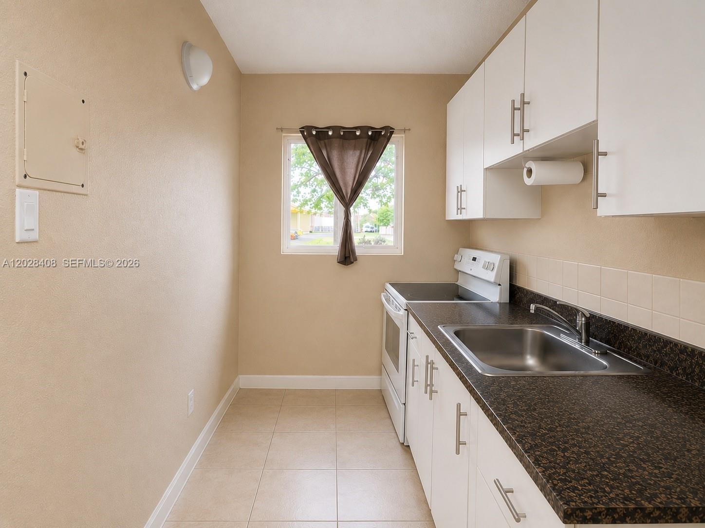 LINCOLN PARK ADD TO HOMES - Residential Lease