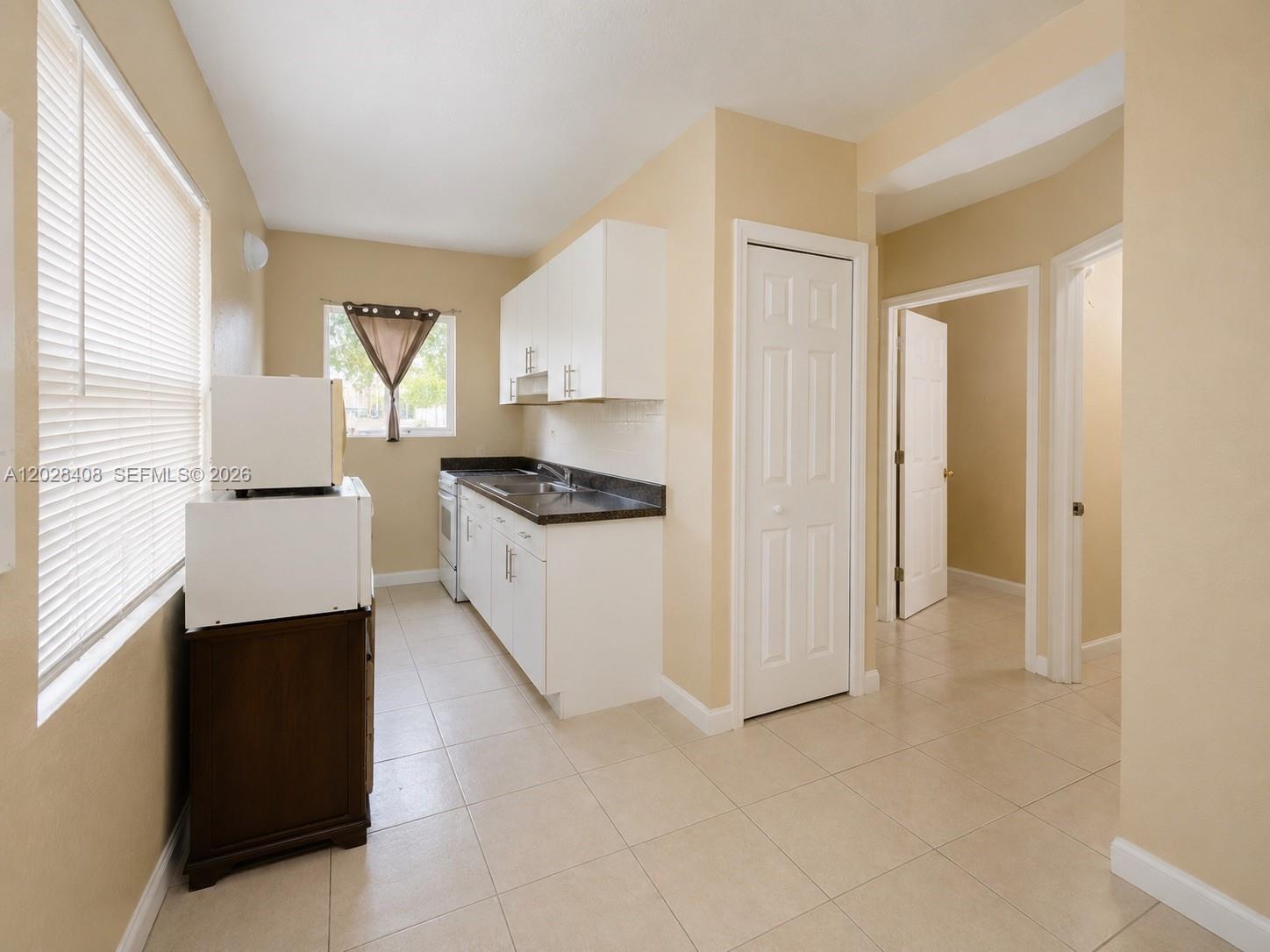 LINCOLN PARK ADD TO HOMES - Residential Lease