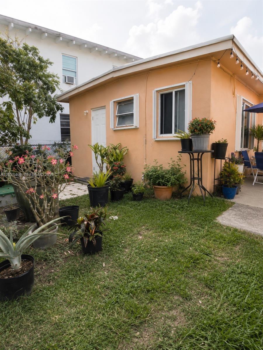 LINCOLN PARK ADD TO HOMES - Residential Lease