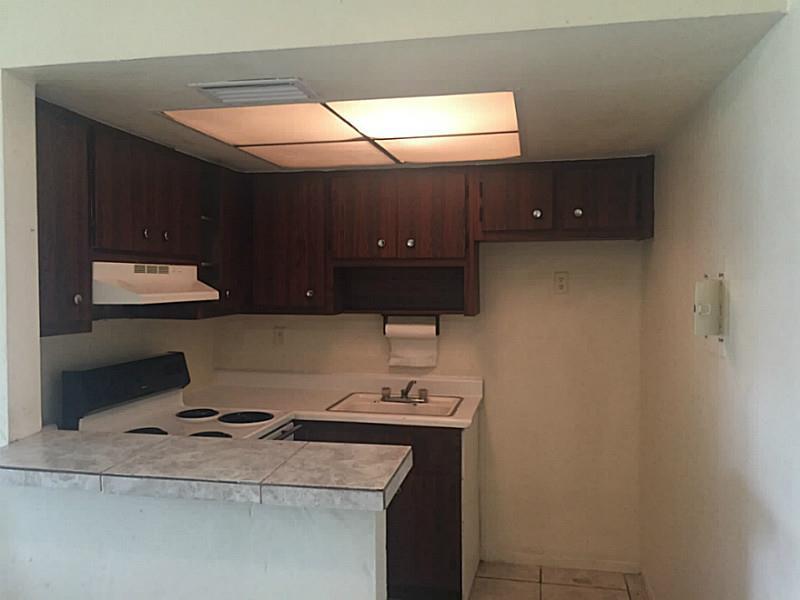 L D C ESTATES 75-31 B - Residential Lease