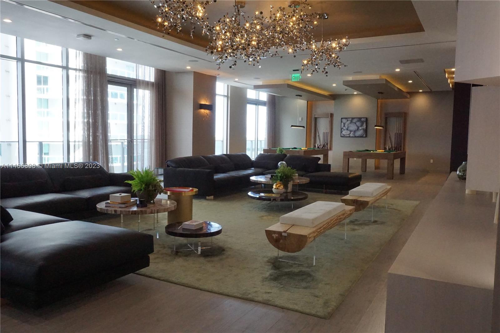 ARIA ON THE BAY - Residential Lease
