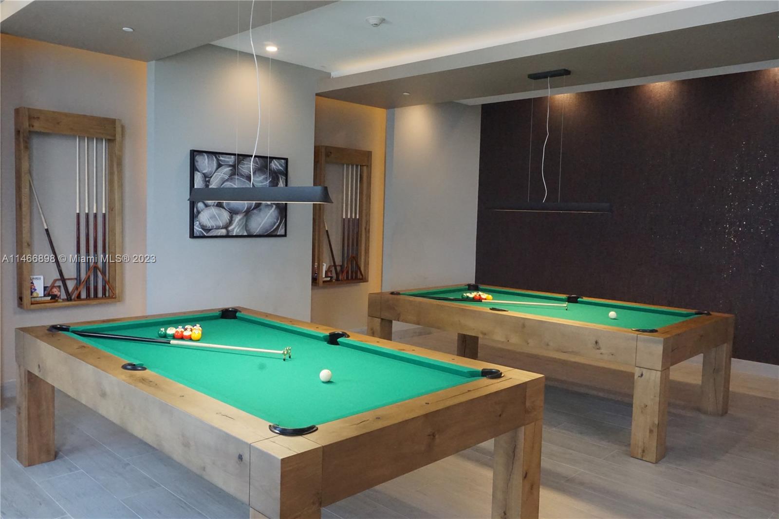 ARIA ON THE BAY - Residential Lease