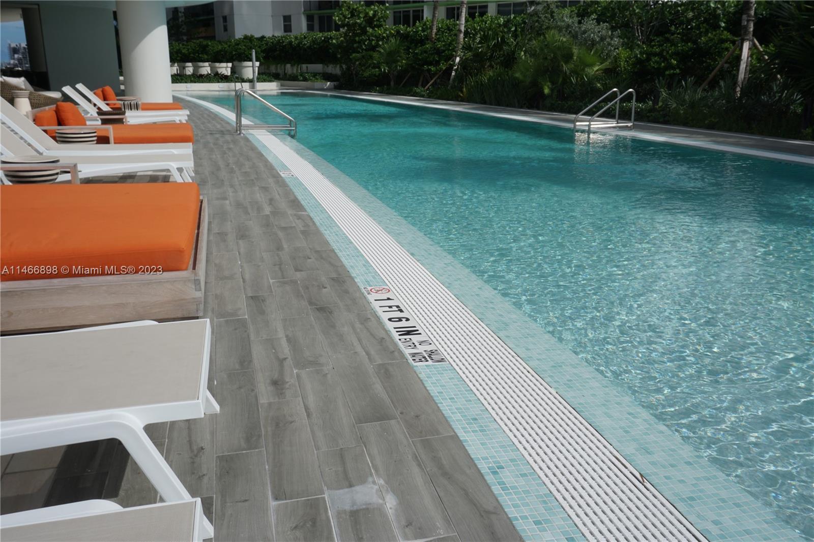 ARIA ON THE BAY - Residential Lease