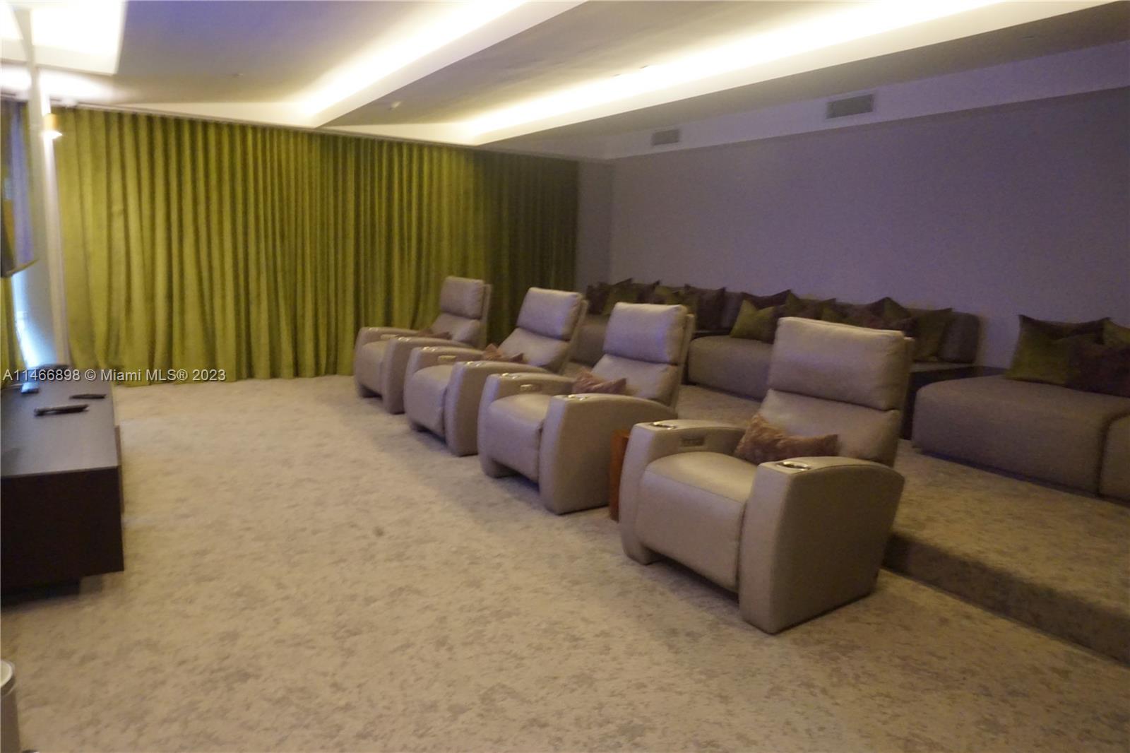 ARIA ON THE BAY - Residential Lease