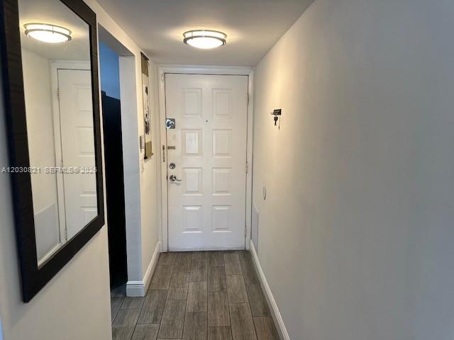 COUNTRY LANE CONDO #2 - Residential Lease