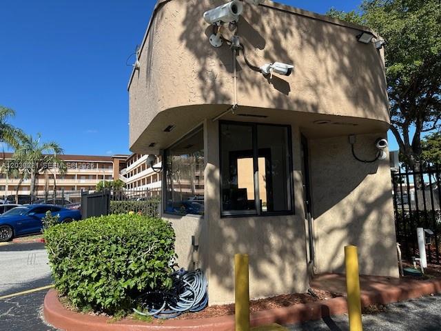 COUNTRY LANE CONDO #2 - Residential Lease