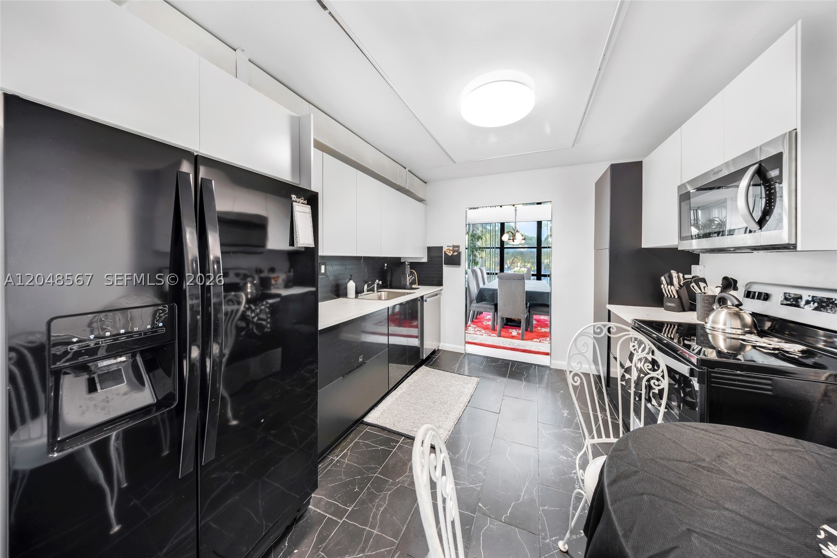 OCEANVIEW PARK CONDO - Residential Lease