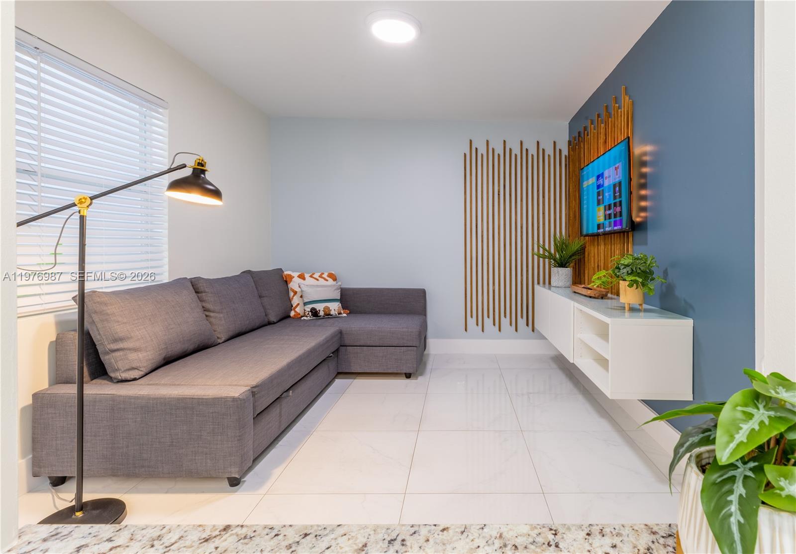KENWOOD SUB - Residential
