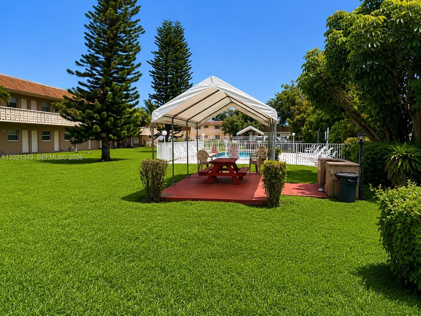 PINEWOOD - Residential