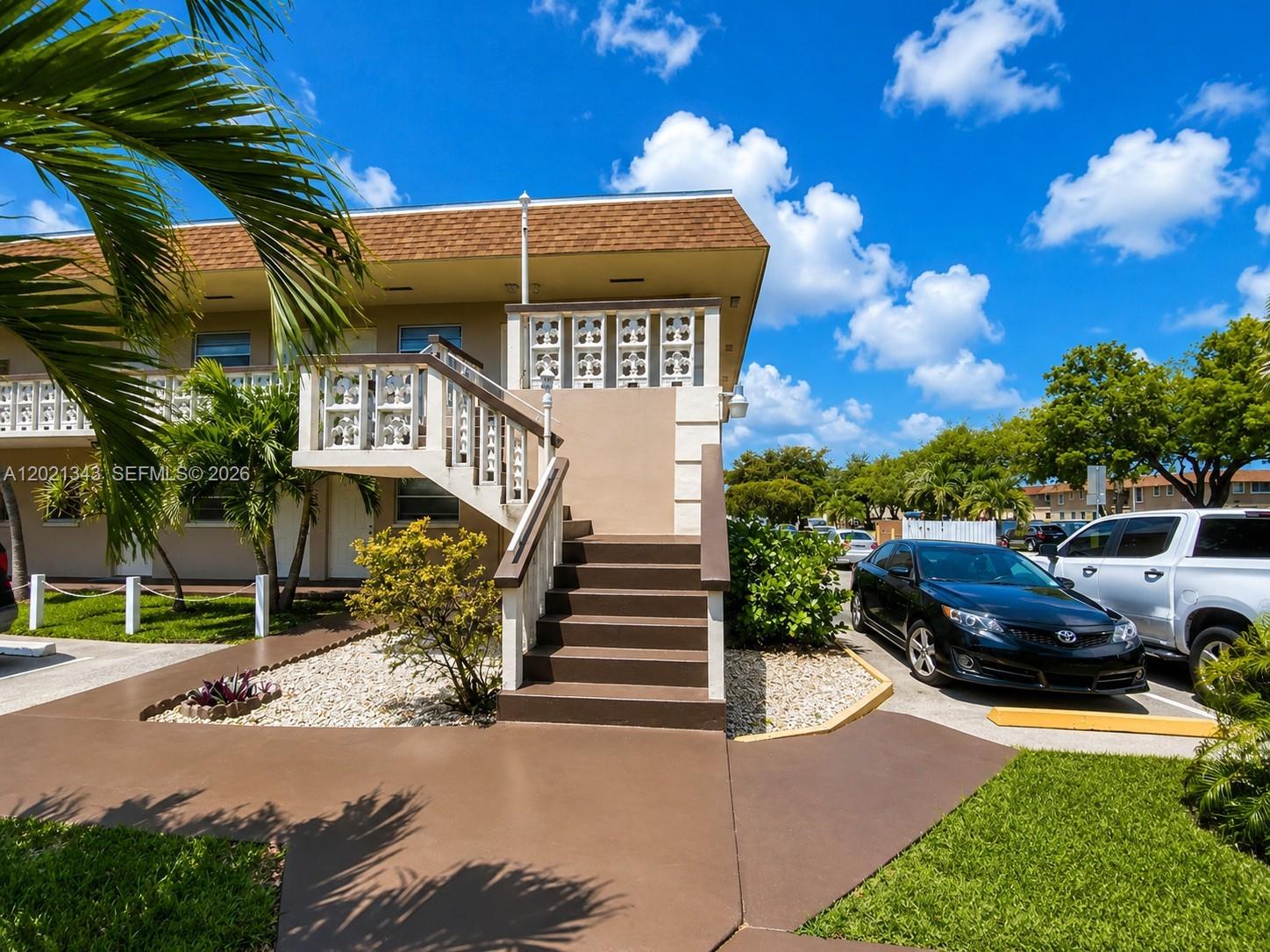 PINEWOOD - Residential