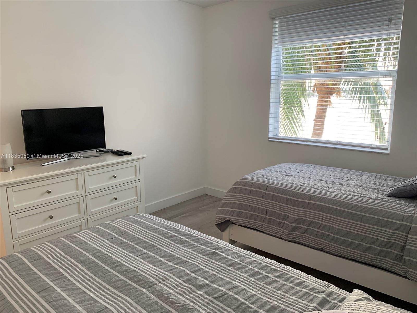 PORTO BELLAGIO CONDO - Residential Lease