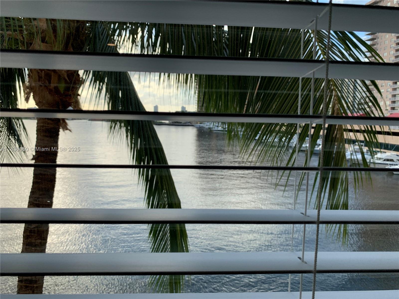 PORTO BELLAGIO CONDO - Residential Lease