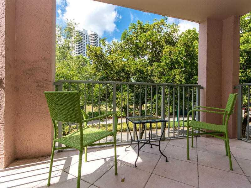 THE YACHT CLUB AT AVENTUR - Residential Lease
