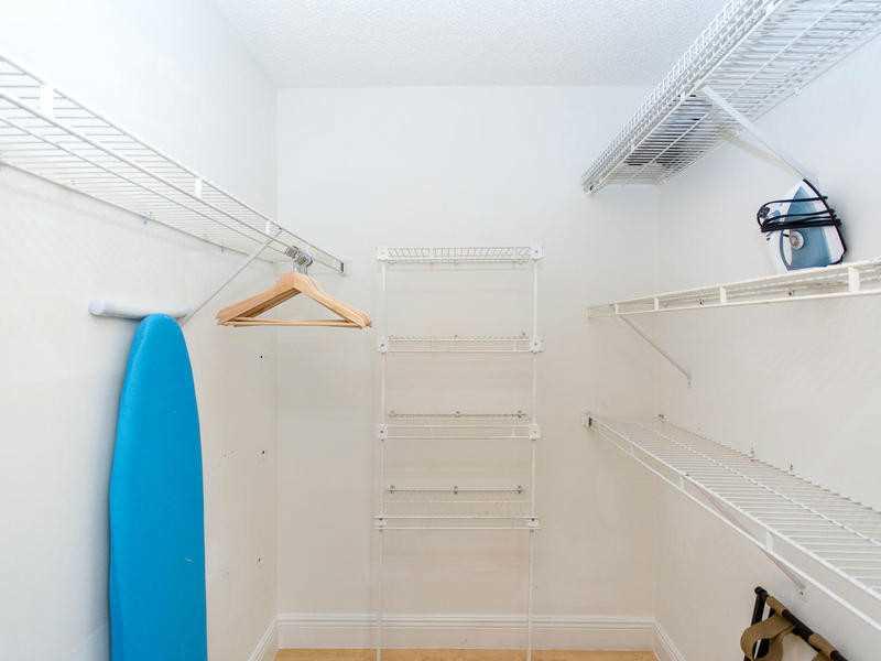 THE YACHT CLUB AT AVENTUR - Residential Lease