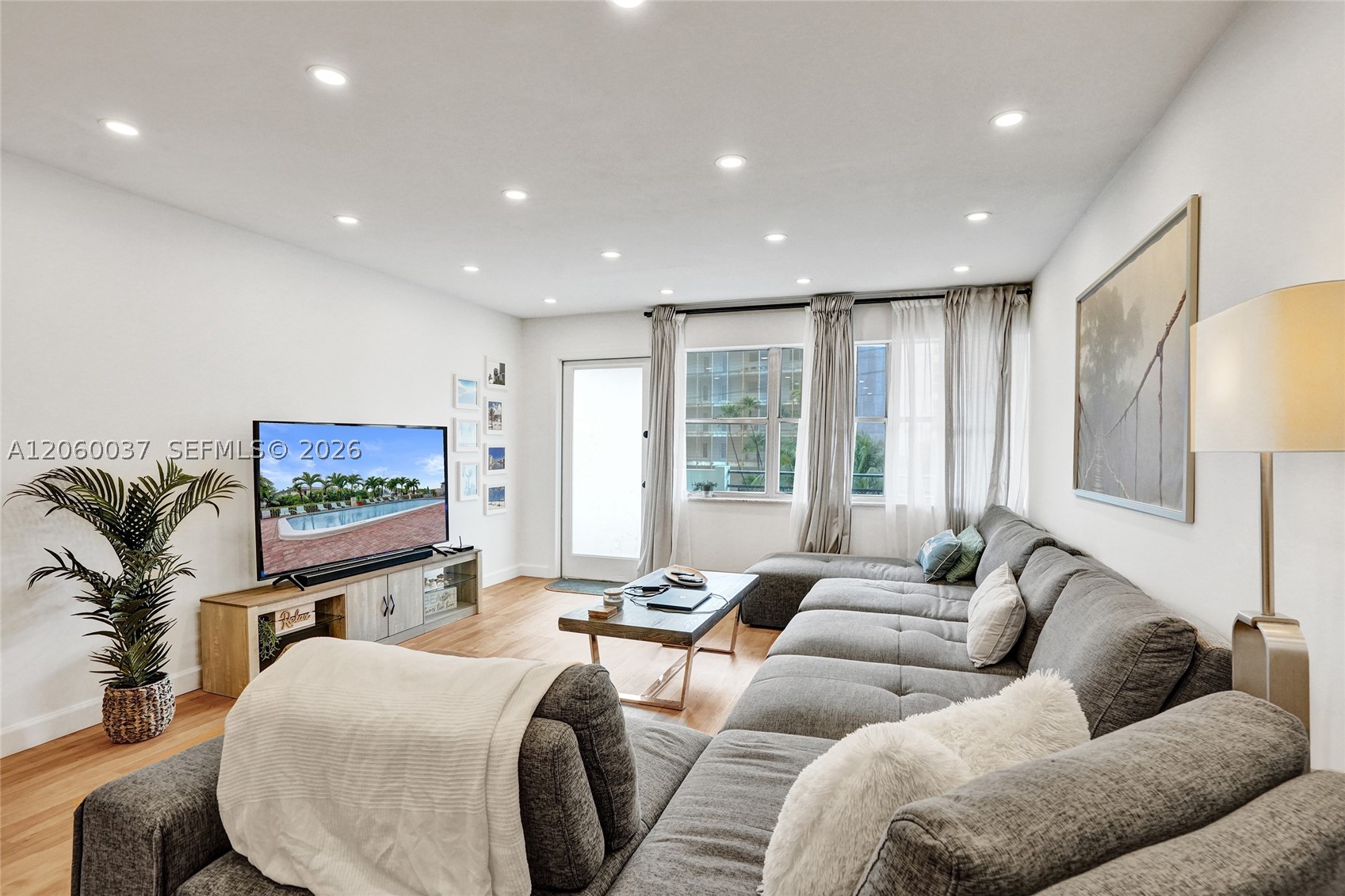 OCEAN VIEW TOWERS CONDO - Residential