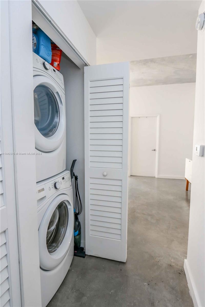 CENTRO CONDO - Residential Lease