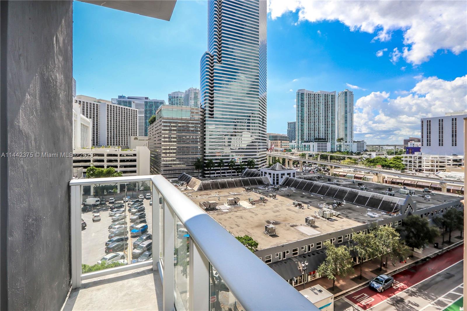 CENTRO CONDO - Residential Lease