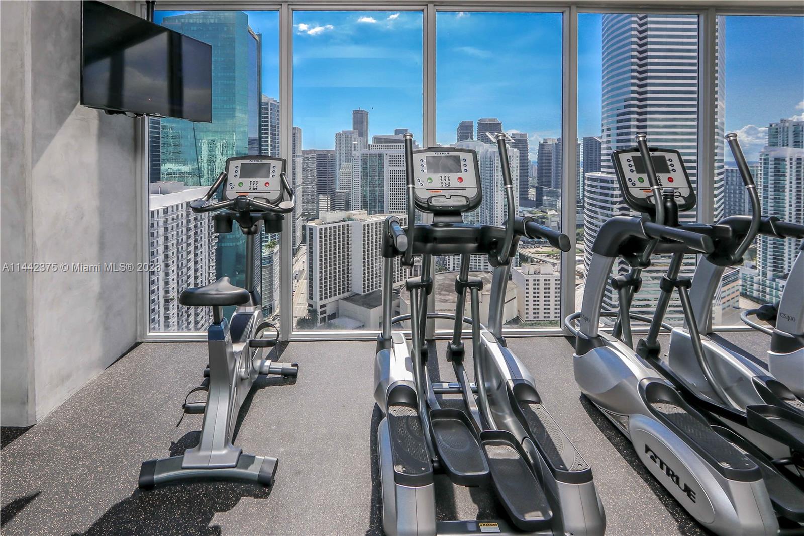 CENTRO CONDO - Residential Lease