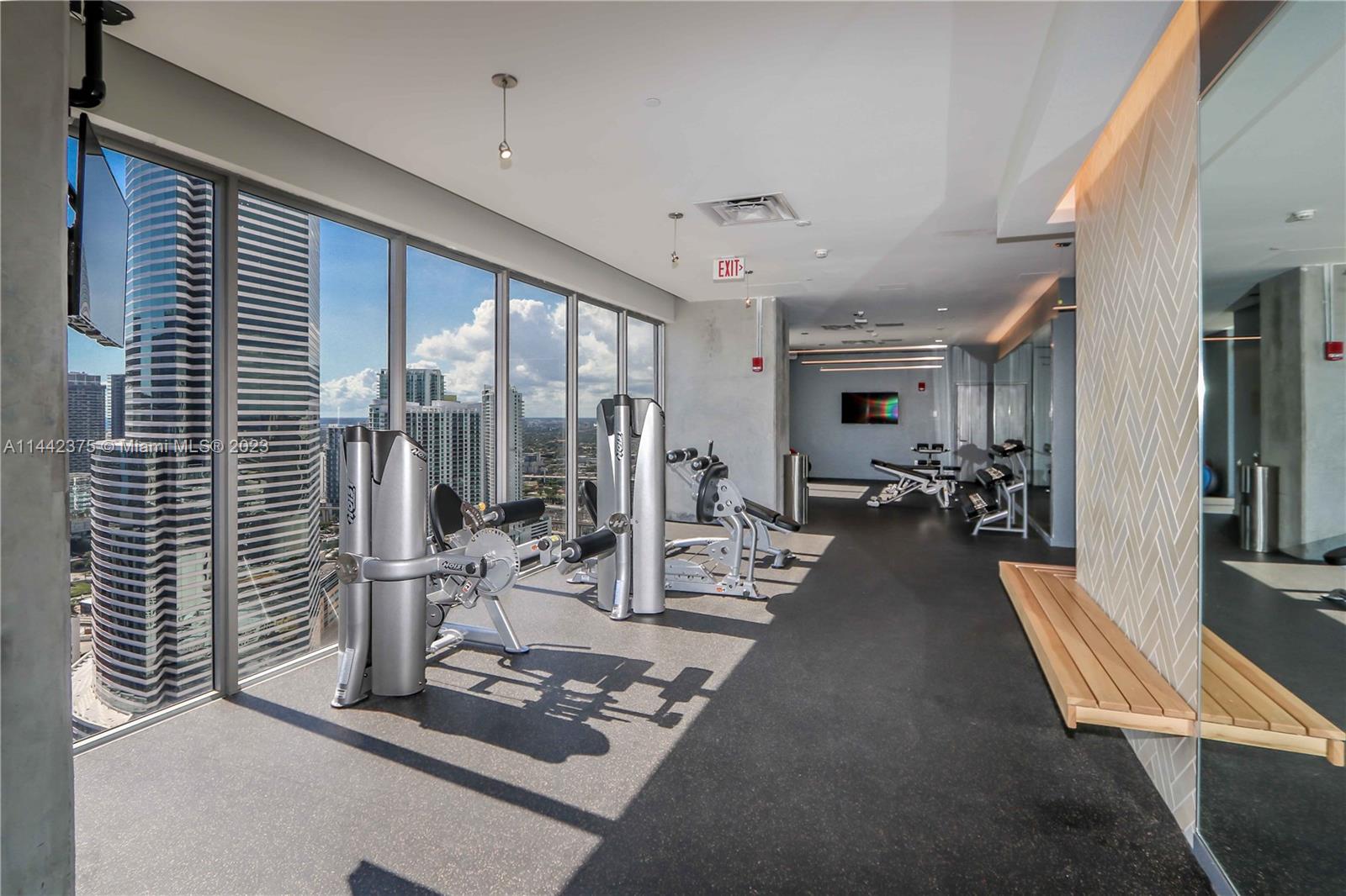 CENTRO CONDO - Residential Lease