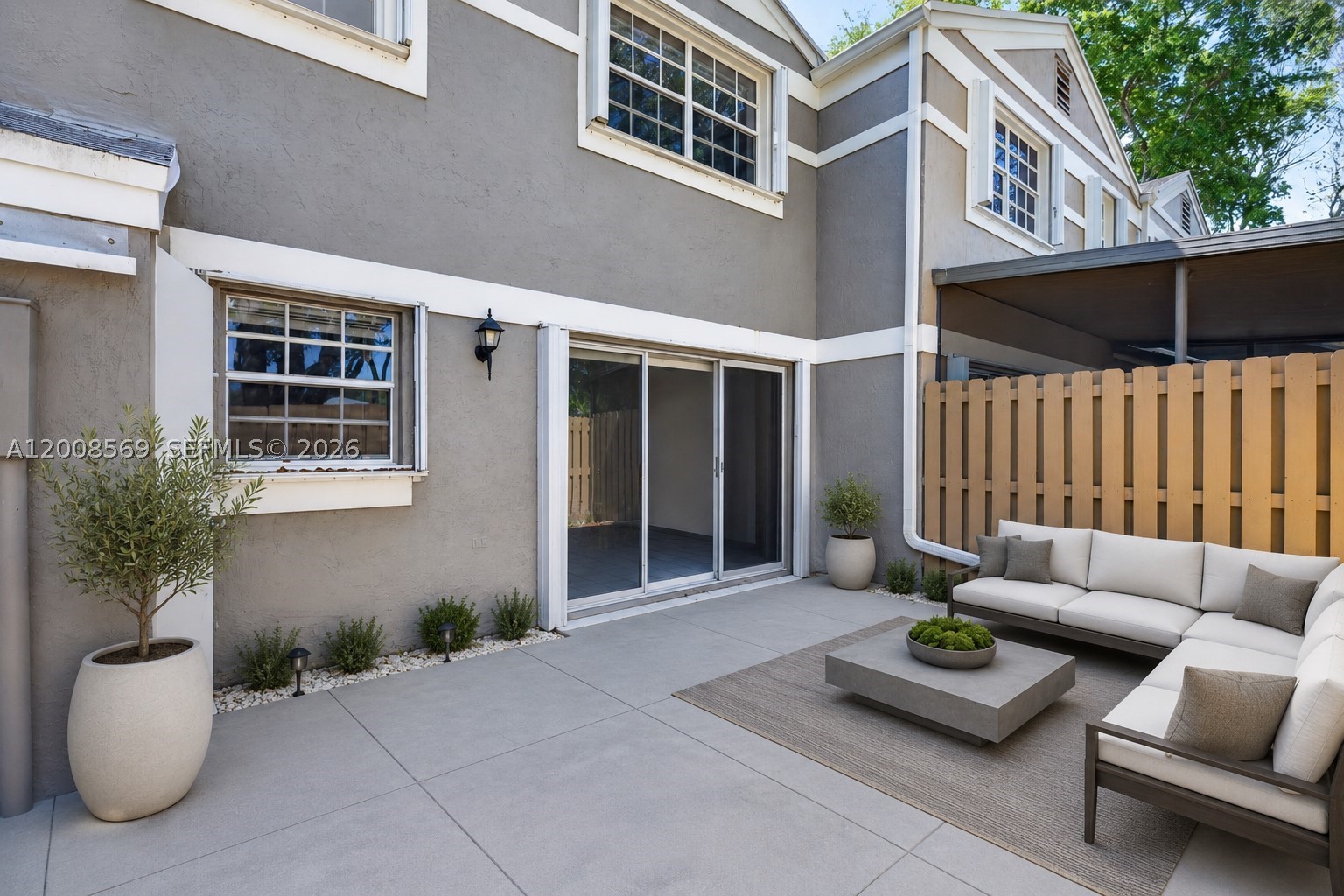 FLAMINGO GARDENS PHASE FO - Residential