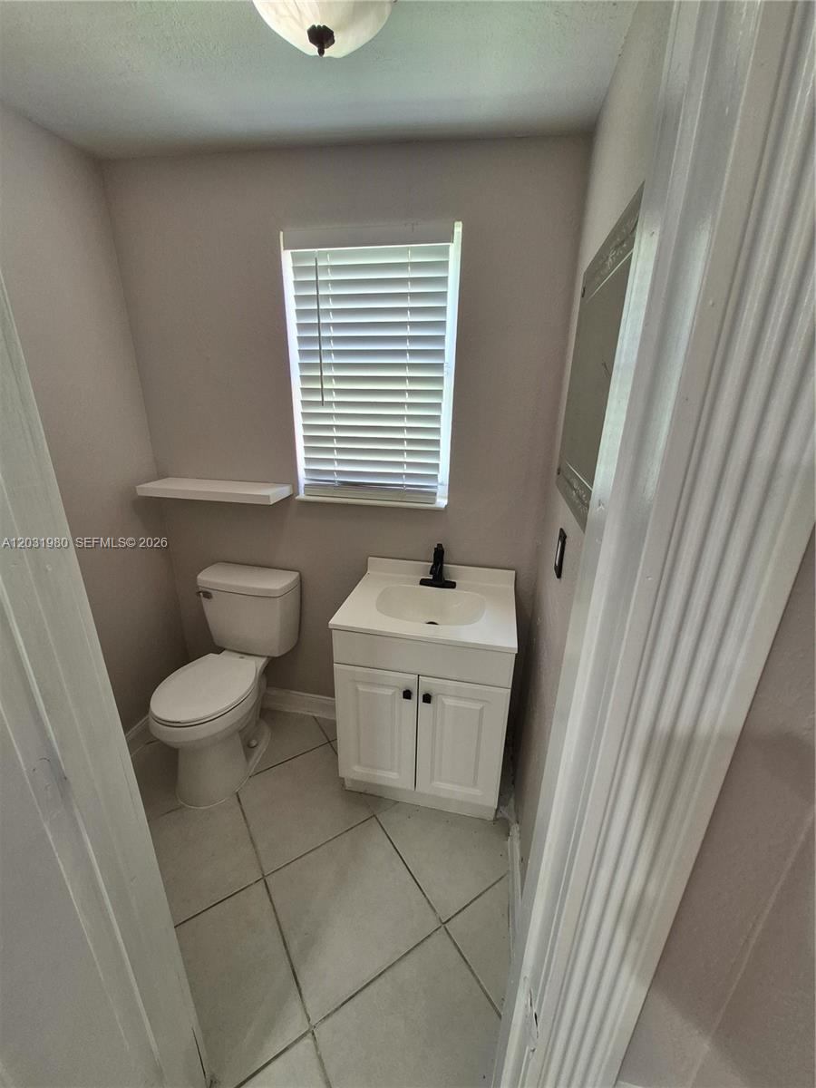 ROYAL PALM ESTATES - Residential