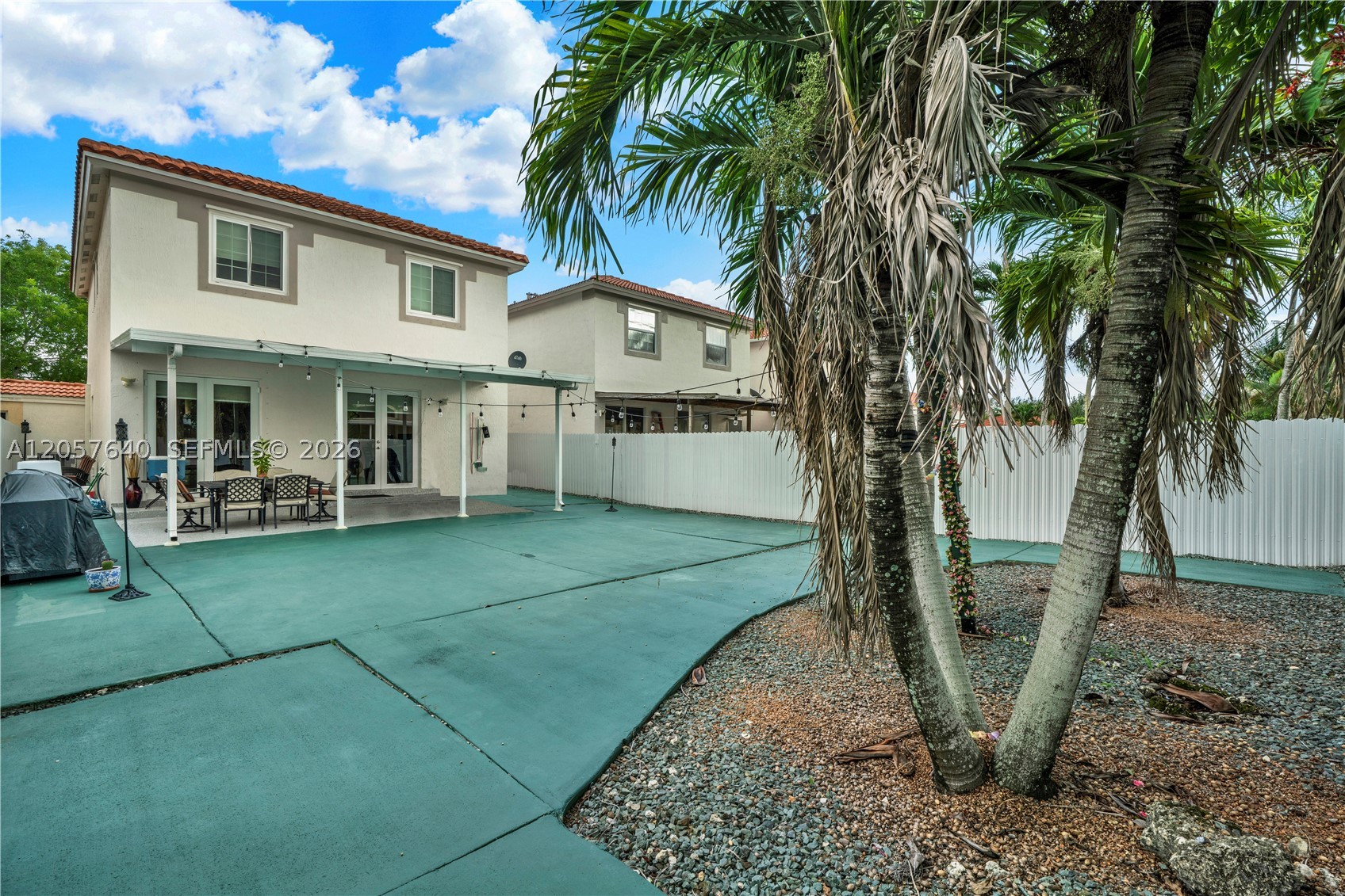A B AT TAMIAMI TRAIL PHAS - Residential